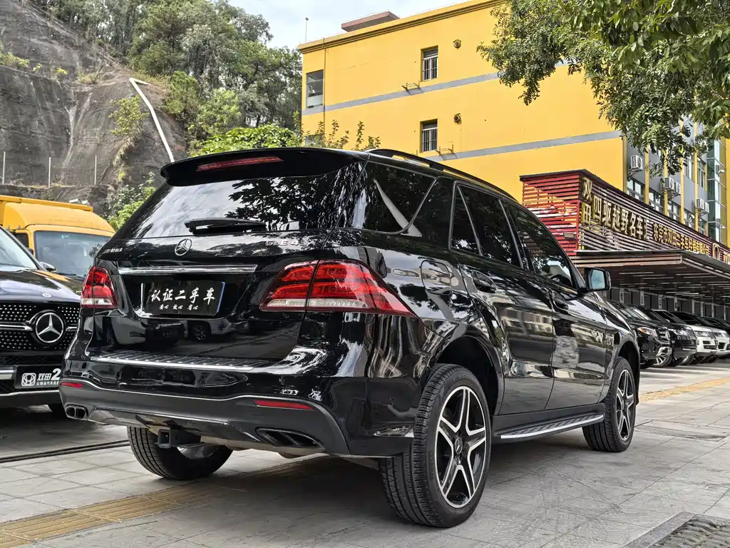 Mercedes-Benz GLE AMG — фото 5