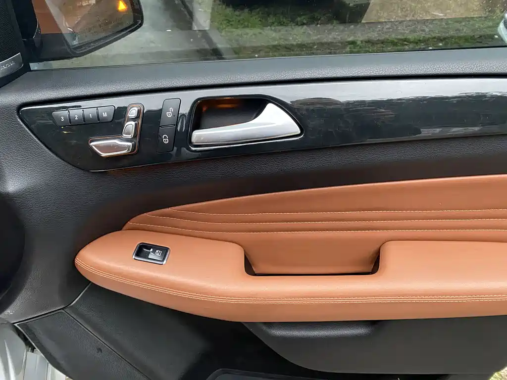 Mercedes-Benz GLE AMG — фото 10
