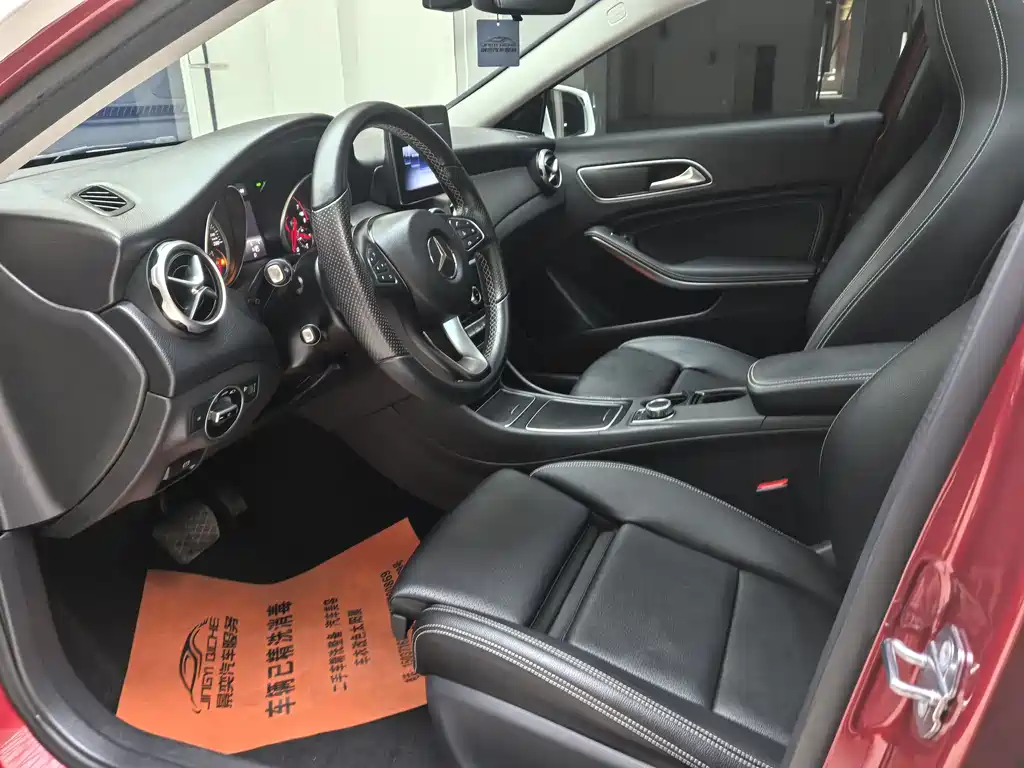 Mercedes-Benz GLA — фото 5