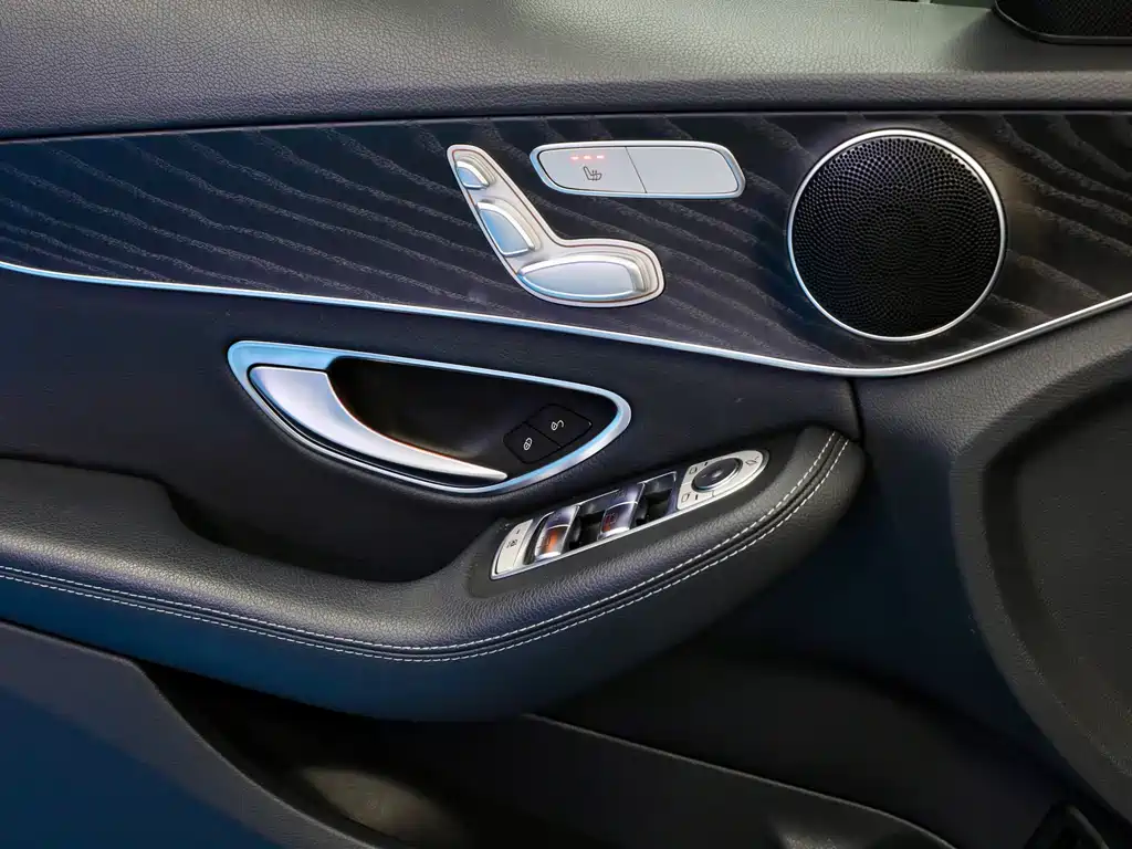 Mercedes-Benz C-Class (Import) — фото 19