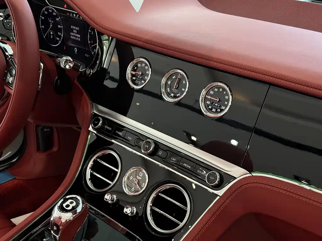 Bentley Continental — фото 14