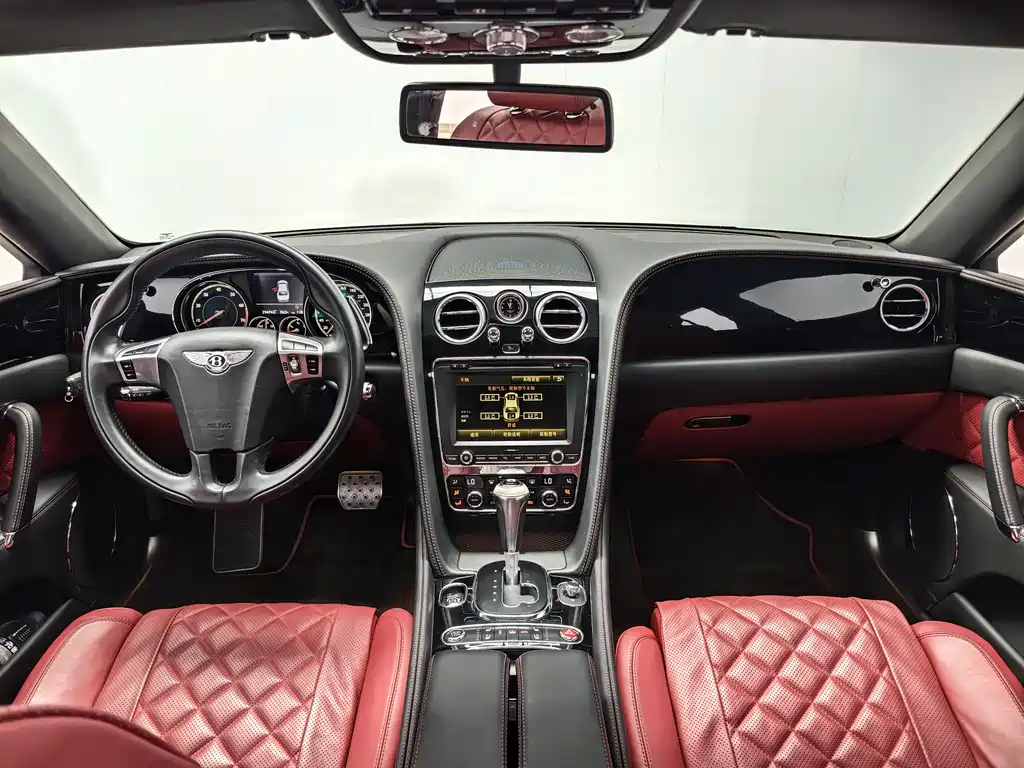 Bentley Flying Spur — фото 9