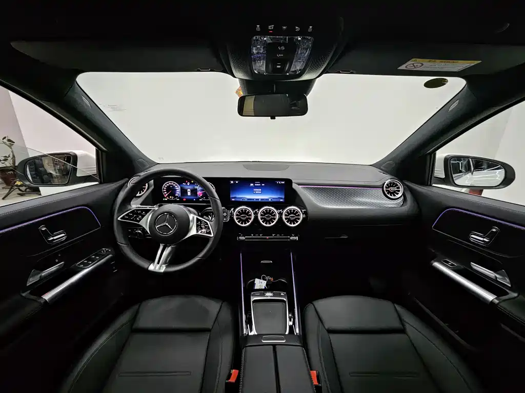 Mercedes-Benz GLA — фото 11