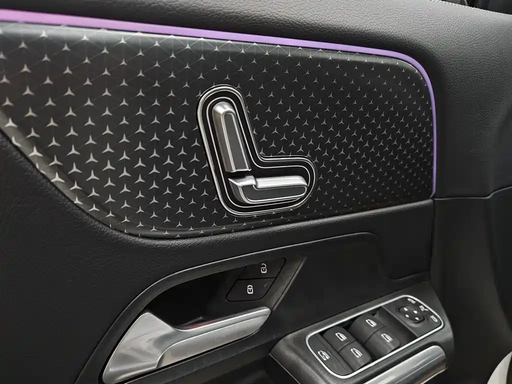 Mercedes-Benz GLA — фото 18