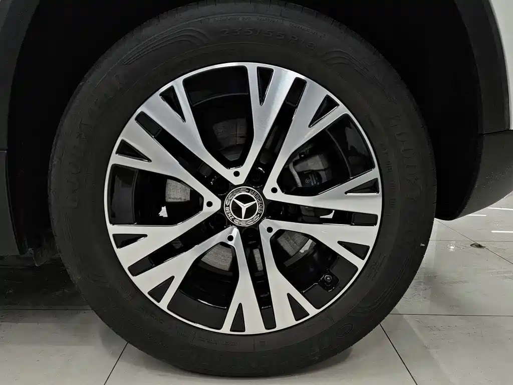 Mercedes-Benz GLA — фото 21