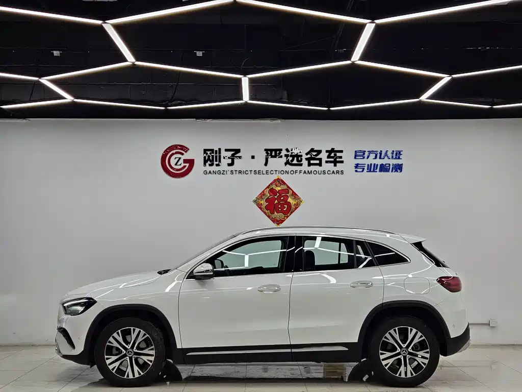 Mercedes-Benz GLA — фото 22