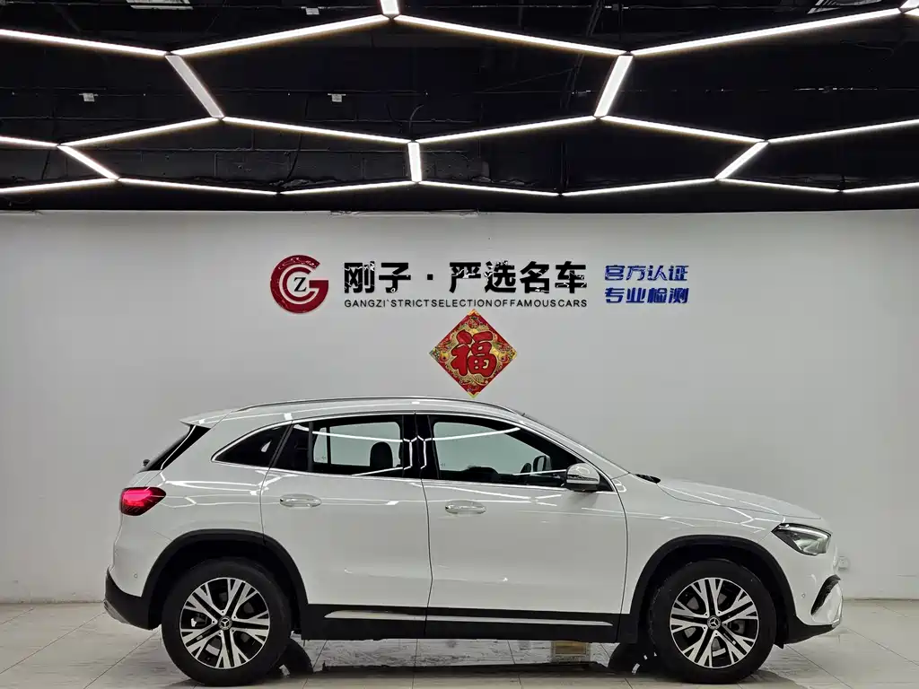 Mercedes-Benz GLA — фото 23
