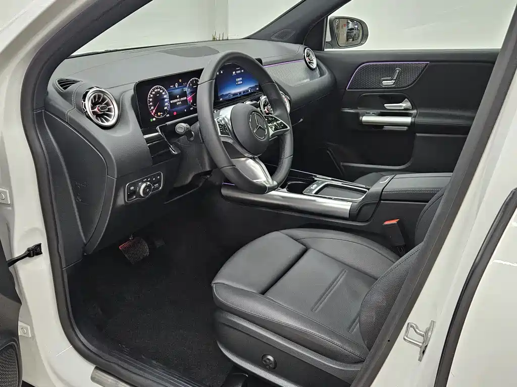 Mercedes-Benz GLA — фото 7