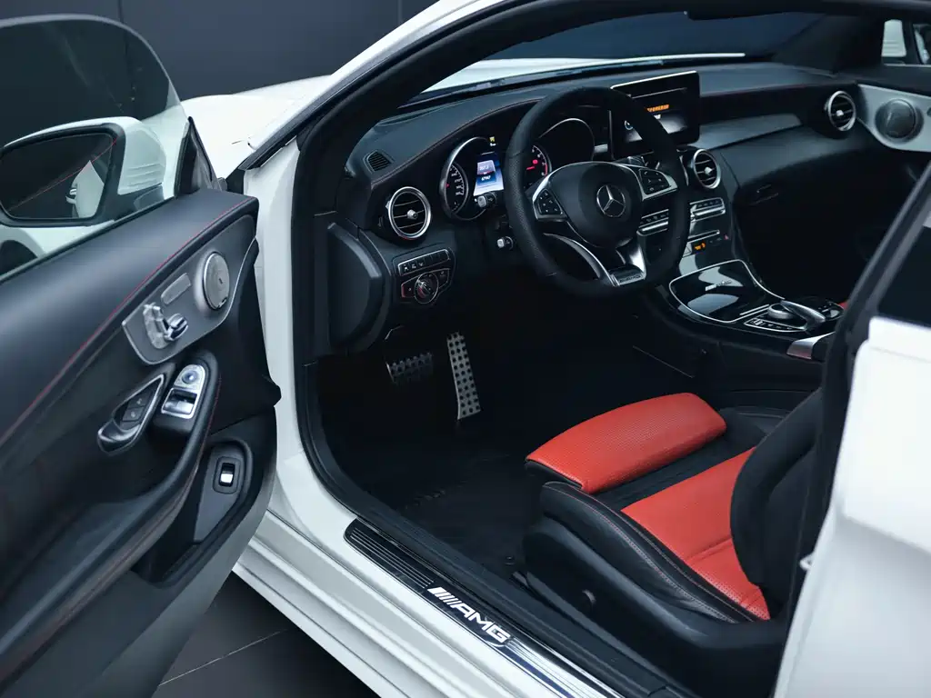 Mercedes-Benz C-Class AMG — фото 8