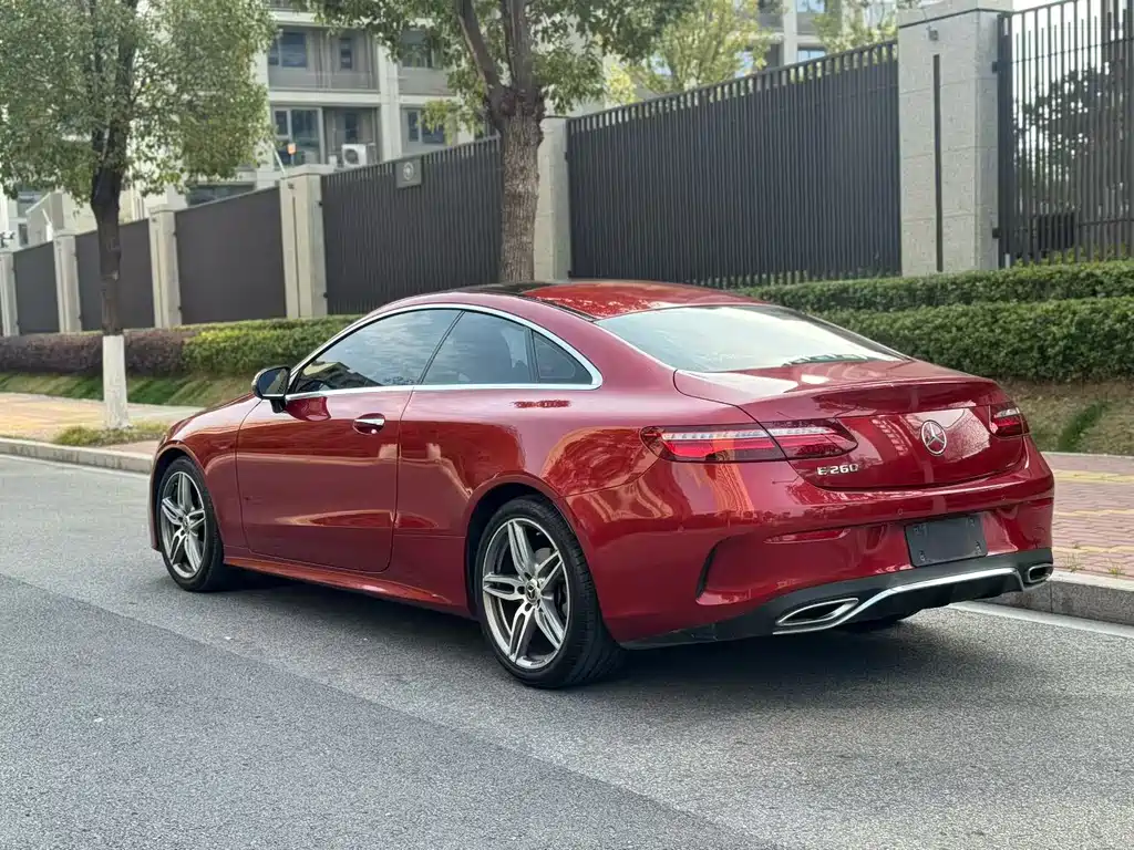 Mercedes-Benz E-Class (Import) — фото 10