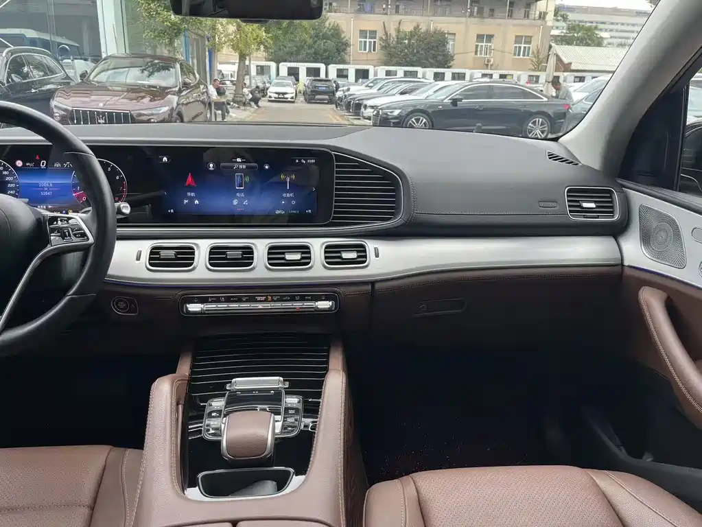 Mercedes-Benz GLE (Import) — фото 18