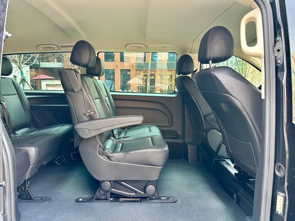 Mercedes-Benz Vito — фото 7