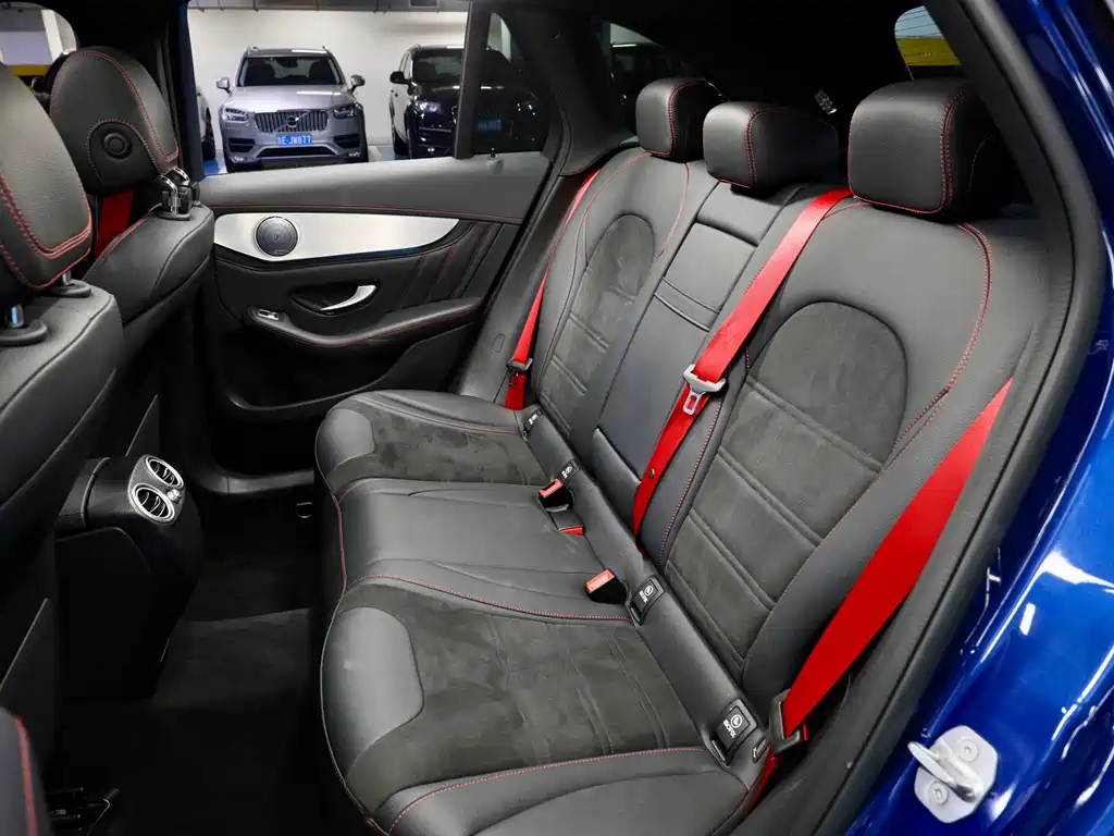 Mercedes-Benz GLC AMG — фото 11