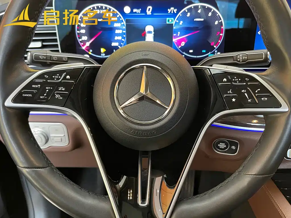 Mercedes-Benz GLE — фото 10