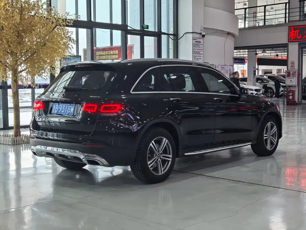 Mercedes-Benz GLC — фото 9