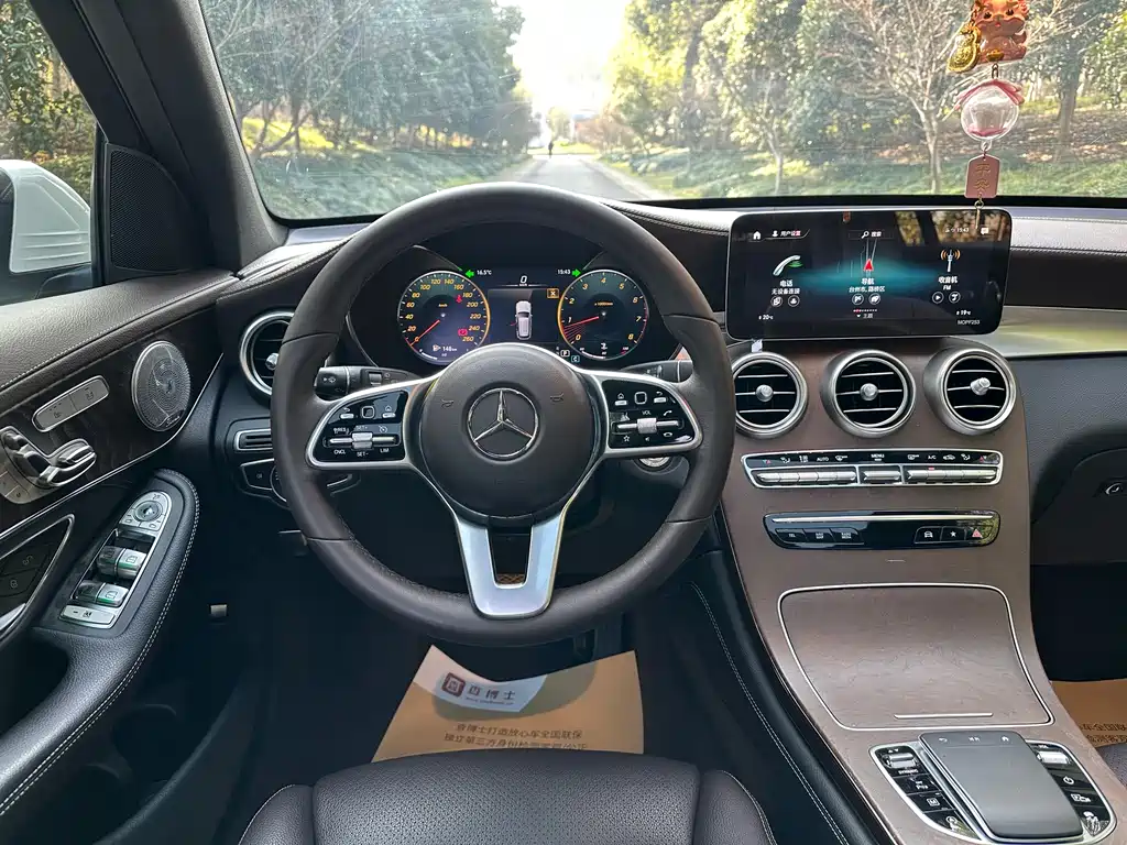 Mercedes-Benz GLC — фото 9