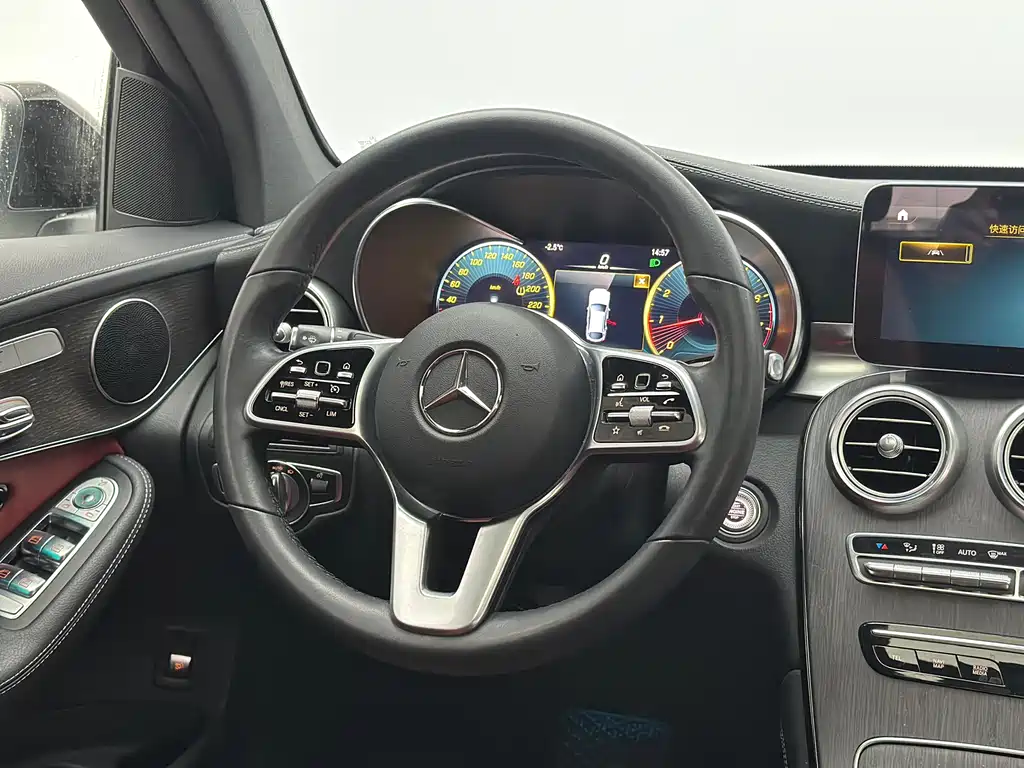 Mercedes-Benz GLC Coupe — фото 34