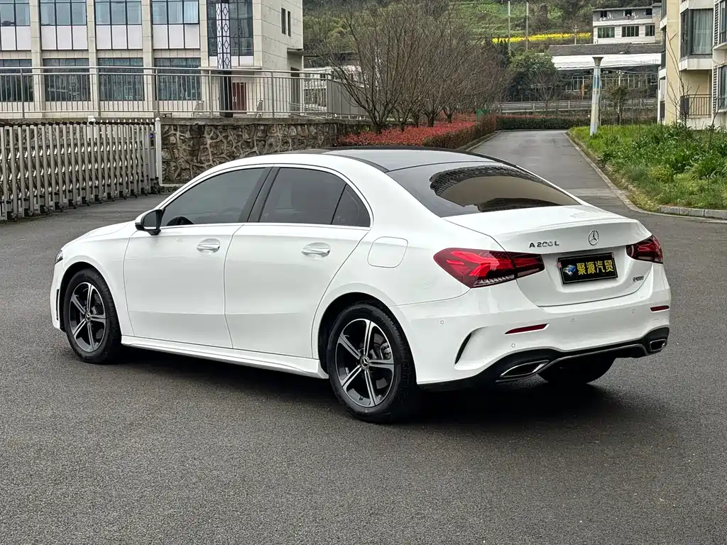 Mercedes-Benz A-Class — фото 7