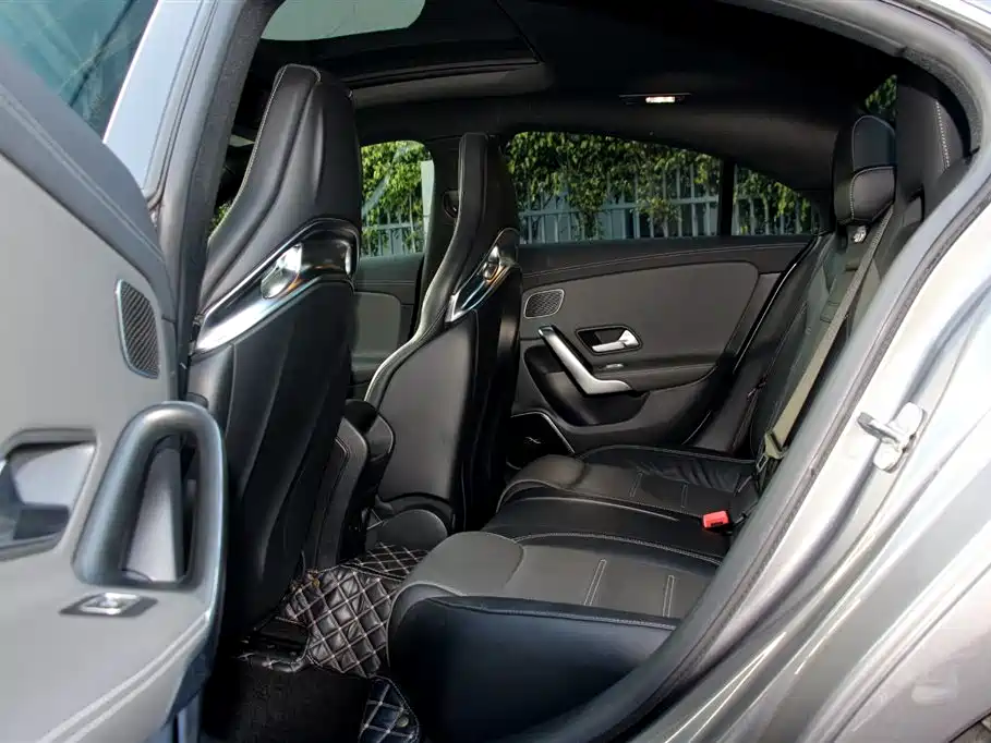 Mercedes-Benz CLA AMG — фото 10