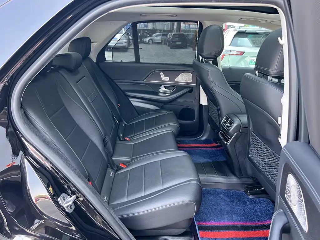 Mercedes-Benz GLE — фото 7