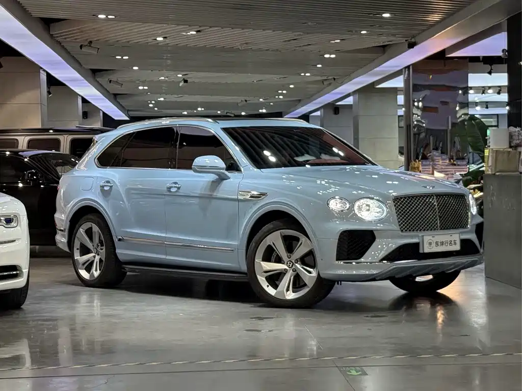 Bentley Bentayga — фото 3