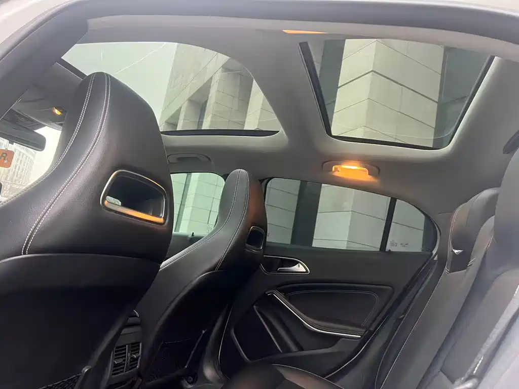 Mercedes-Benz GLA — фото 14