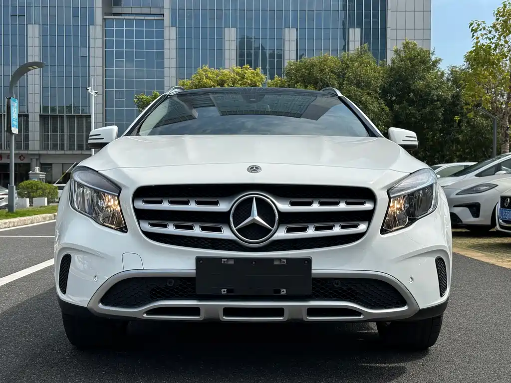 Mercedes-Benz GLA — фото 2