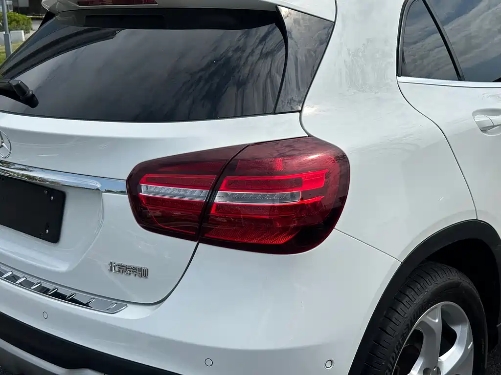 Mercedes-Benz GLA — фото 14
