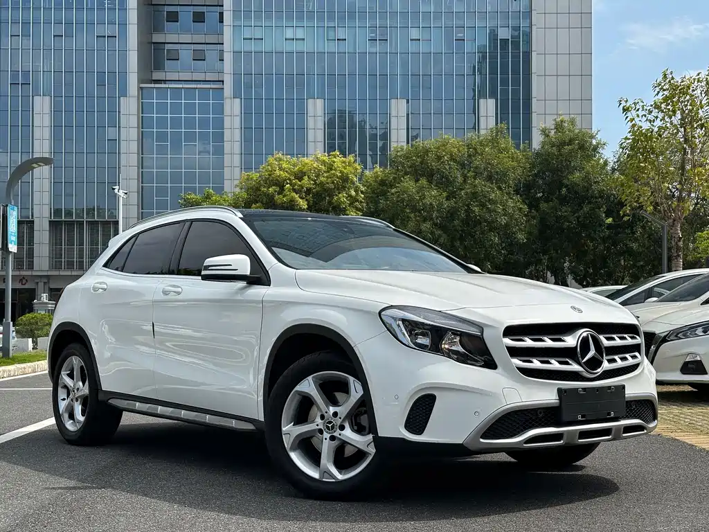 Mercedes-Benz GLA — фото 3