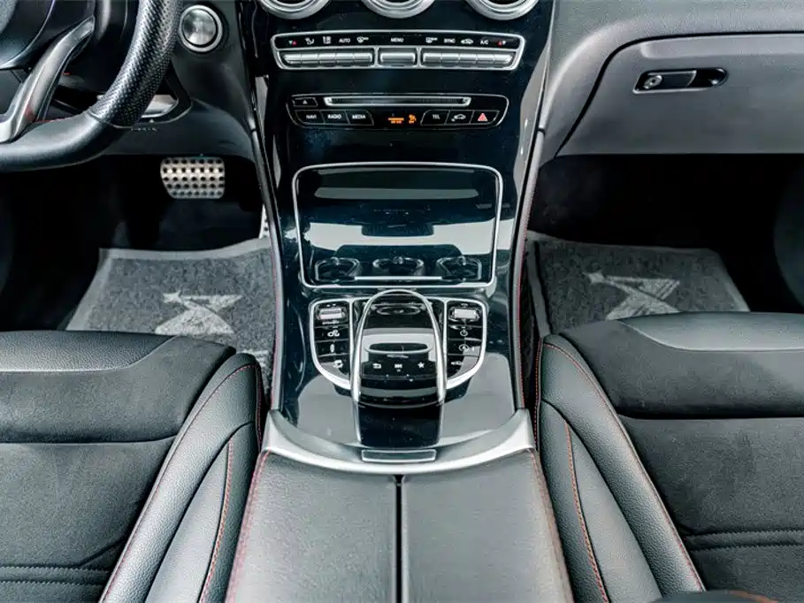 Mercedes-Benz GLC AMG — фото 14