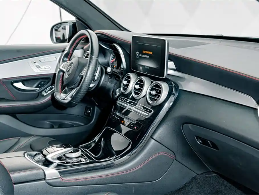 Mercedes-Benz GLC AMG — фото 19