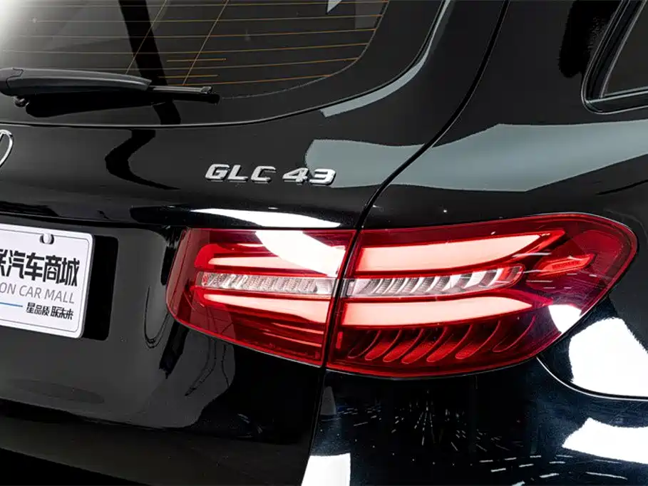 Mercedes-Benz GLC AMG — фото 8