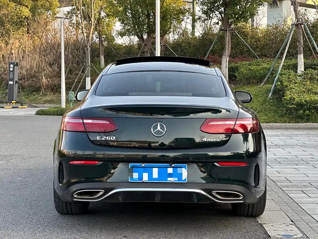 Mercedes-Benz E-Class (Import) — фото 5