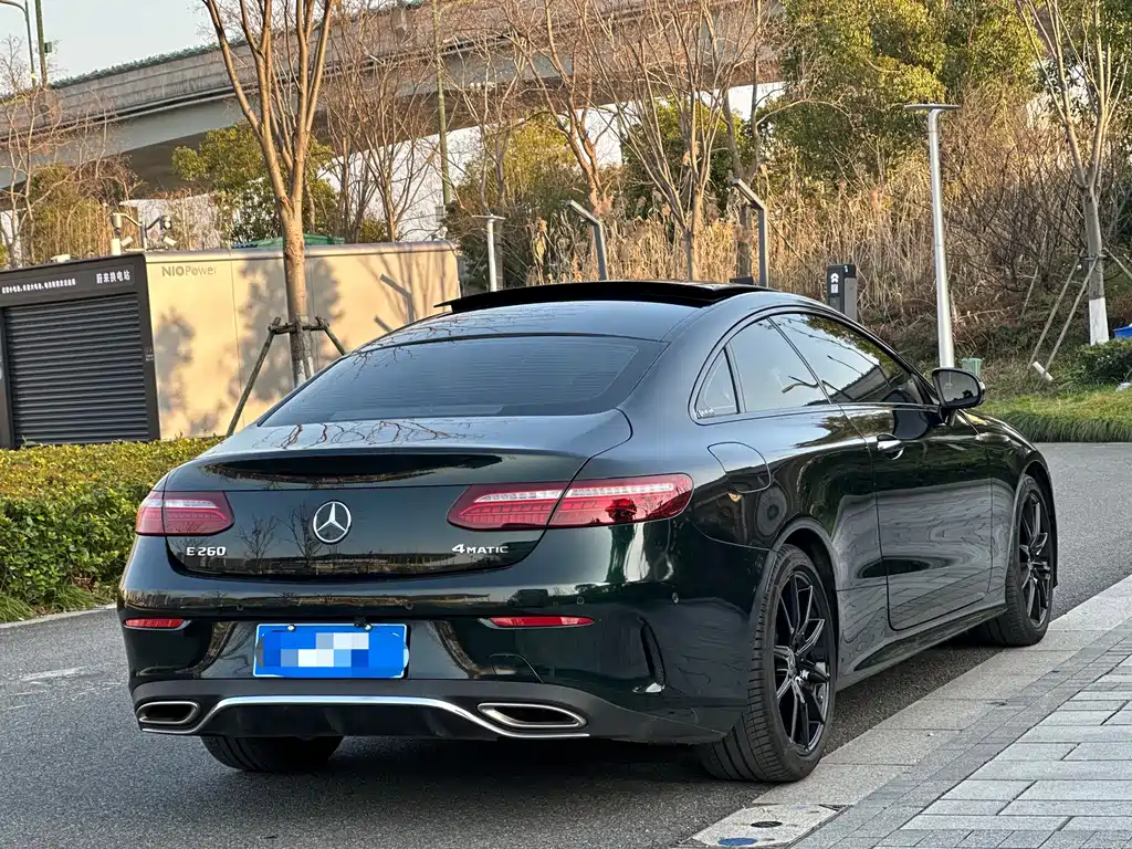 Mercedes-Benz E-Class (Import) — фото 6