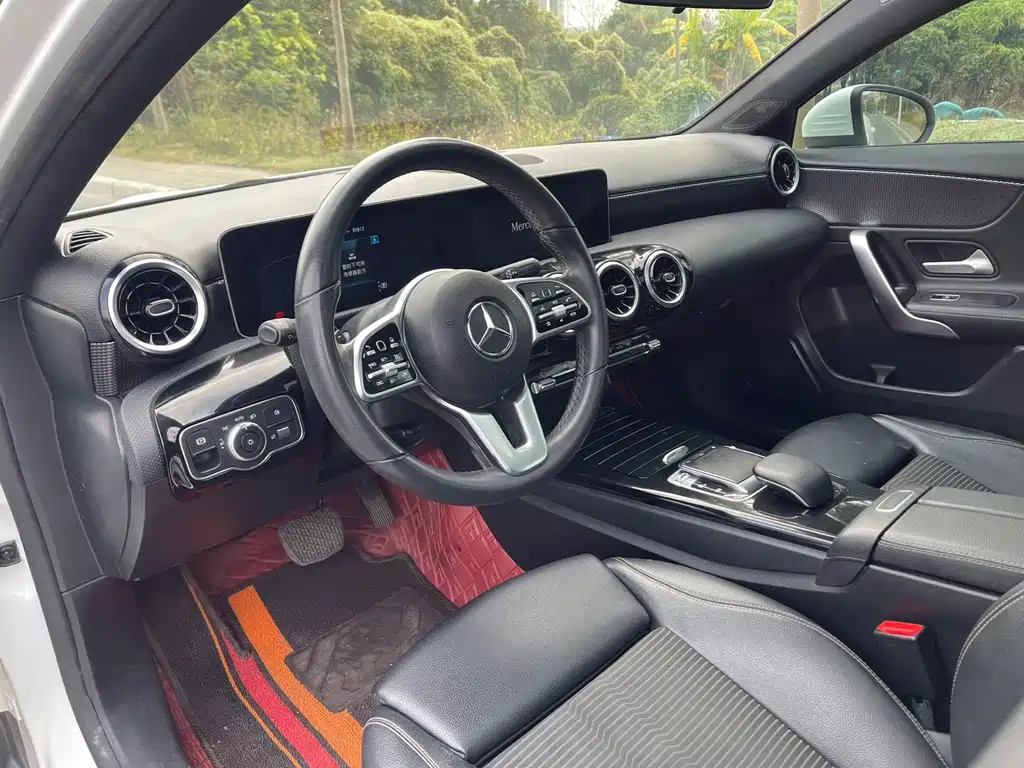 Mercedes-Benz A-Class (Import) — фото 17
