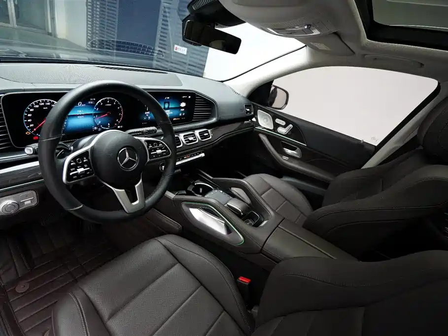 Mercedes-Benz GLE — фото 4