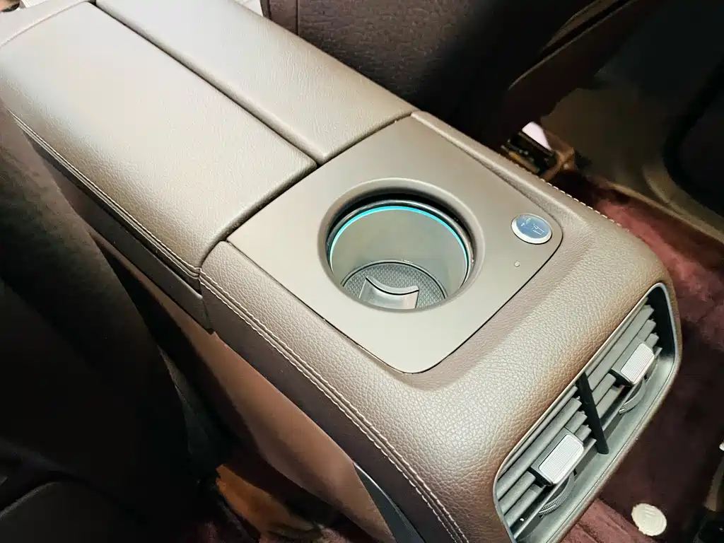 Mercedes-Benz GLS — фото 20