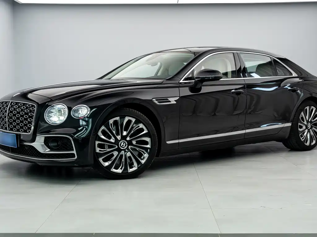 Bentley Flying Spur — фото 2