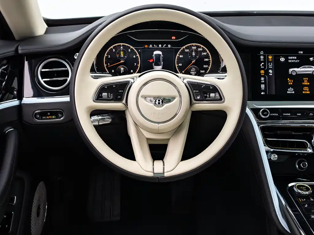 Bentley Flying Spur — фото 6