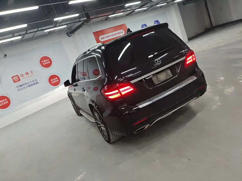 Mercedes-Benz GLS — фото 3