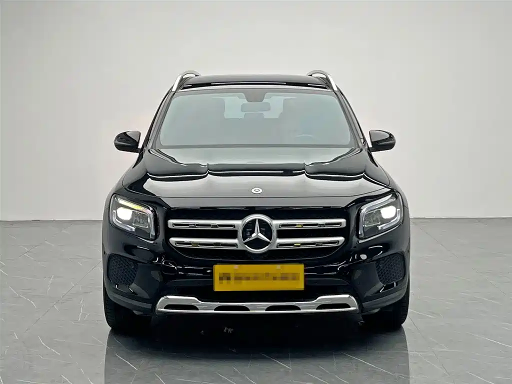Mercedes-Benz GLB — фото 2