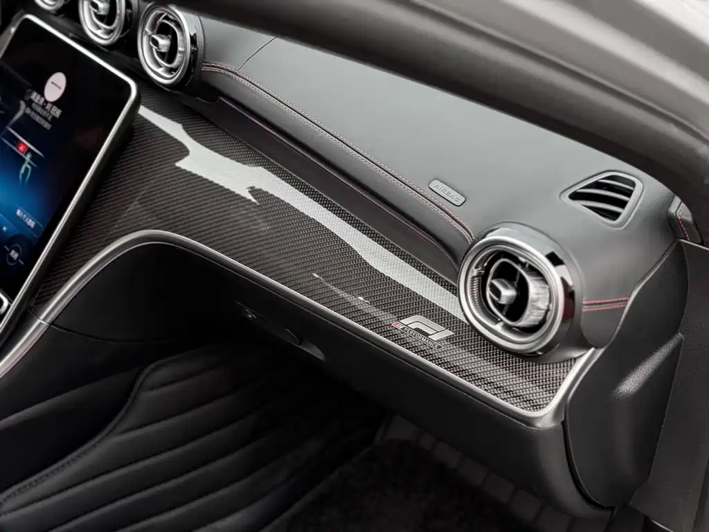 Mercedes-Benz C-Class AMG New Energy — фото 8