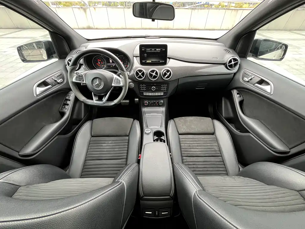 Mercedes-Benz B-Class — фото 13