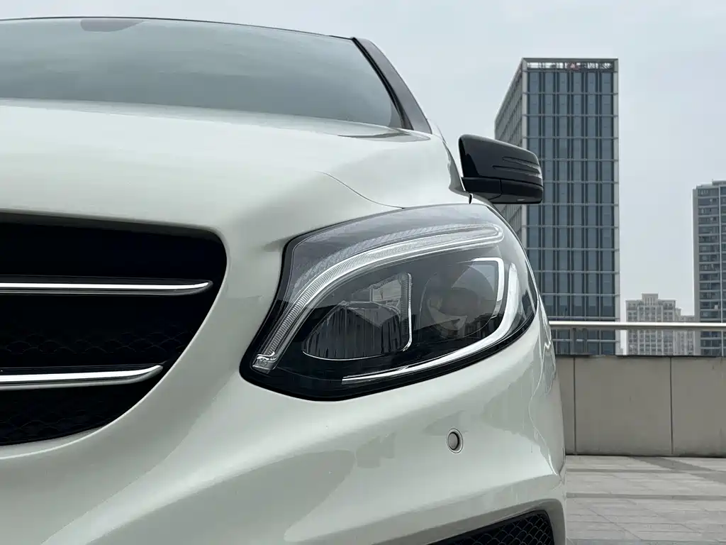 Mercedes-Benz B-Class — фото 20