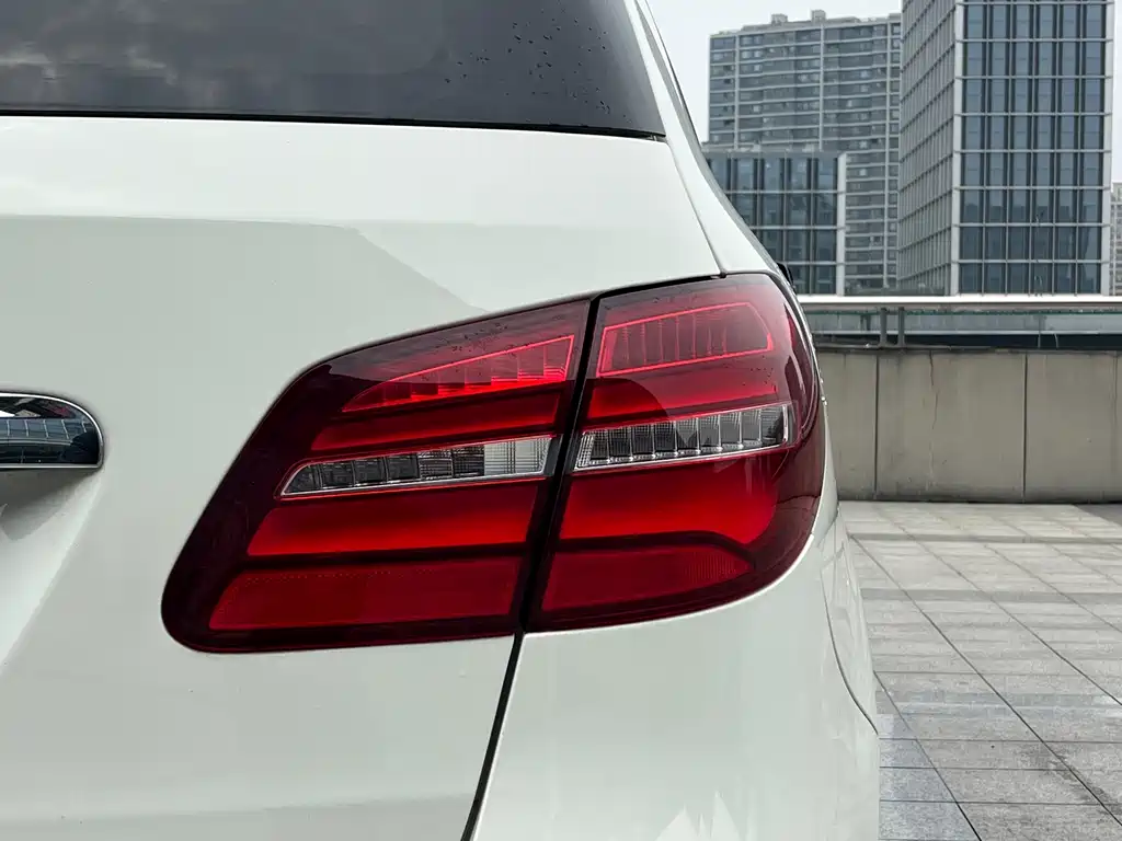Mercedes-Benz B-Class — фото 22