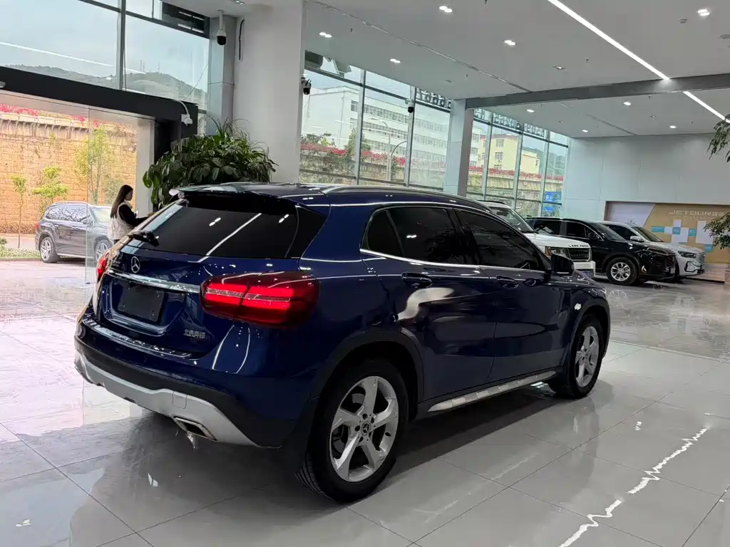 Mercedes-Benz GLA — фото 15
