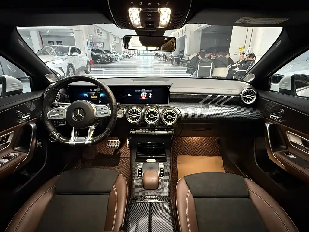 Mercedes-Benz A-Class — фото 11
