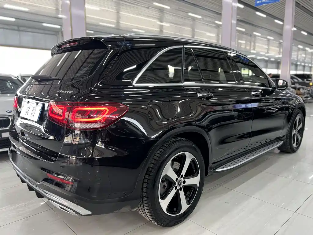 Mercedes-Benz GLC — фото 9