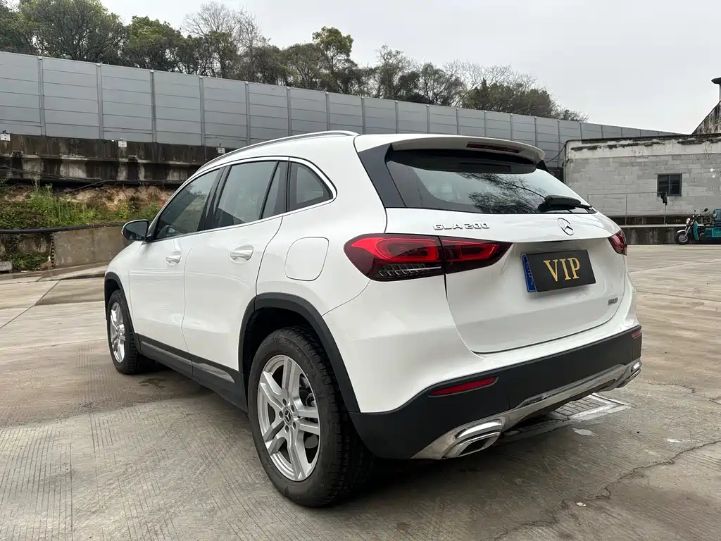 Mercedes-Benz GLA — фото 7