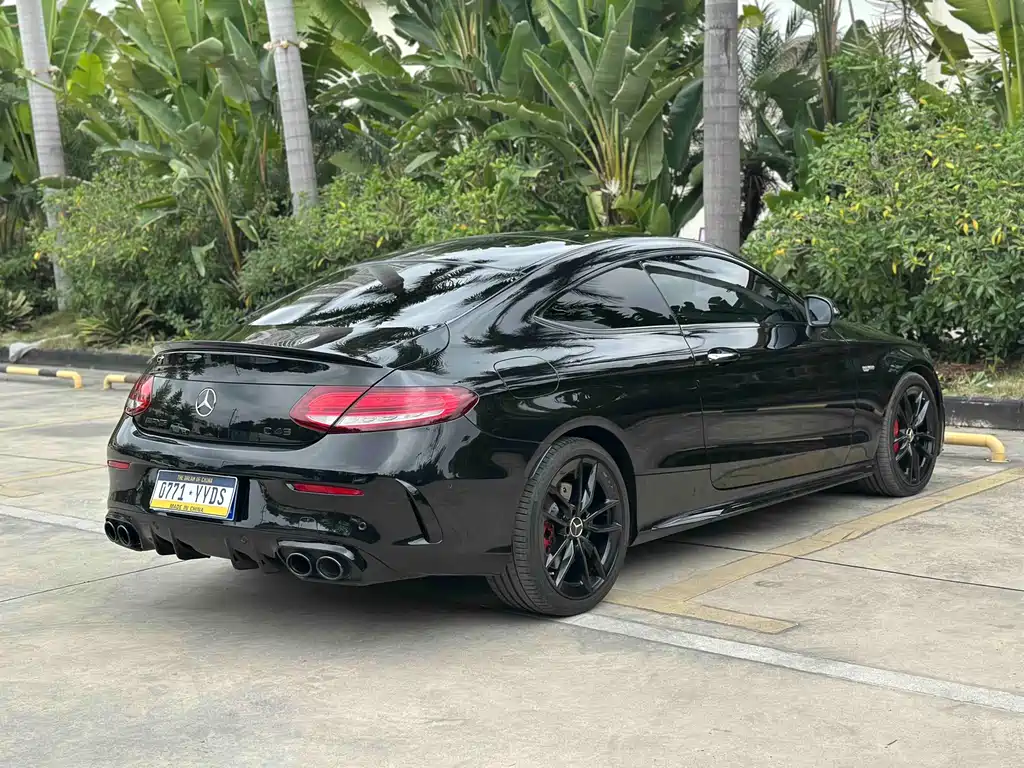 Mercedes-Benz C-Class AMG — фото 11